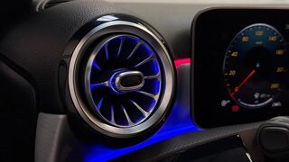 Classe A 180d AMG Line 8G-DCT / CARPLAY 2018 occasion 91380 Chilly-Mazarin