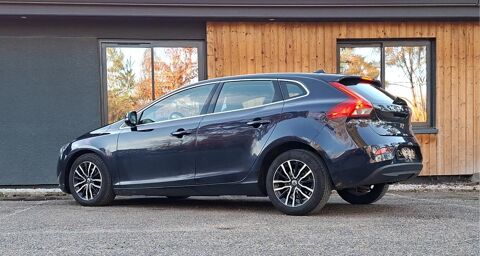V40 2.0 D2 120 MOMENTUM BUSINESS 2016 occasion 78550 Bazainville