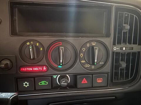 900 2.0 Turbo 16 S 175 ch 1989 occasion 78410 Aubergenville