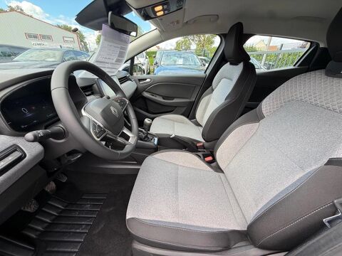 Clio 2024 occasion 45560 Saint-Denis-en-Val