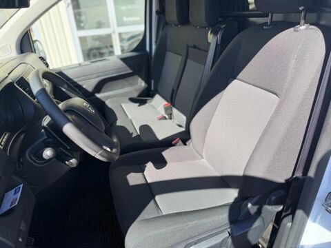 Proace FOURGON 2.0 D4D 140 MEDIUM L2 DYNAMIC 2024 occasion 78630 Orgeval