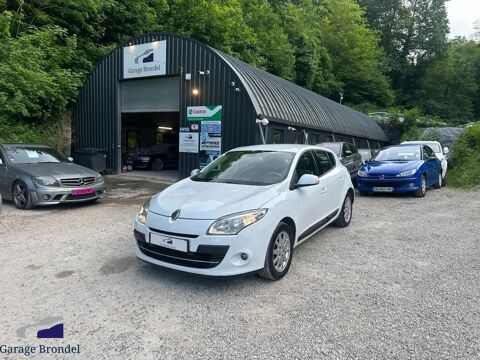 Renault M&eacute;gane 2010 occasion Sathonay-Camp 69580
