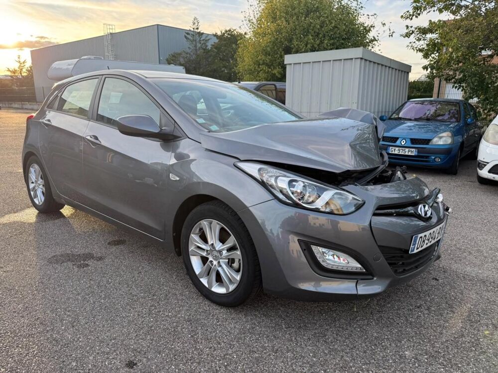 i30 1.4 MPI 100 ESSENCE 2013 occasion 69800 Saint-Priest