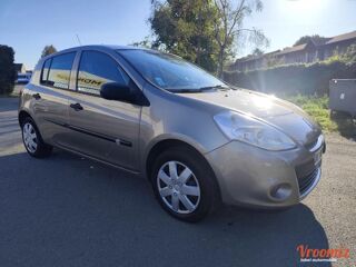 Clio 1.2 75 EXPRESSION CLIM 2011 occasion 86130 Saint Georges les Baillargeaux