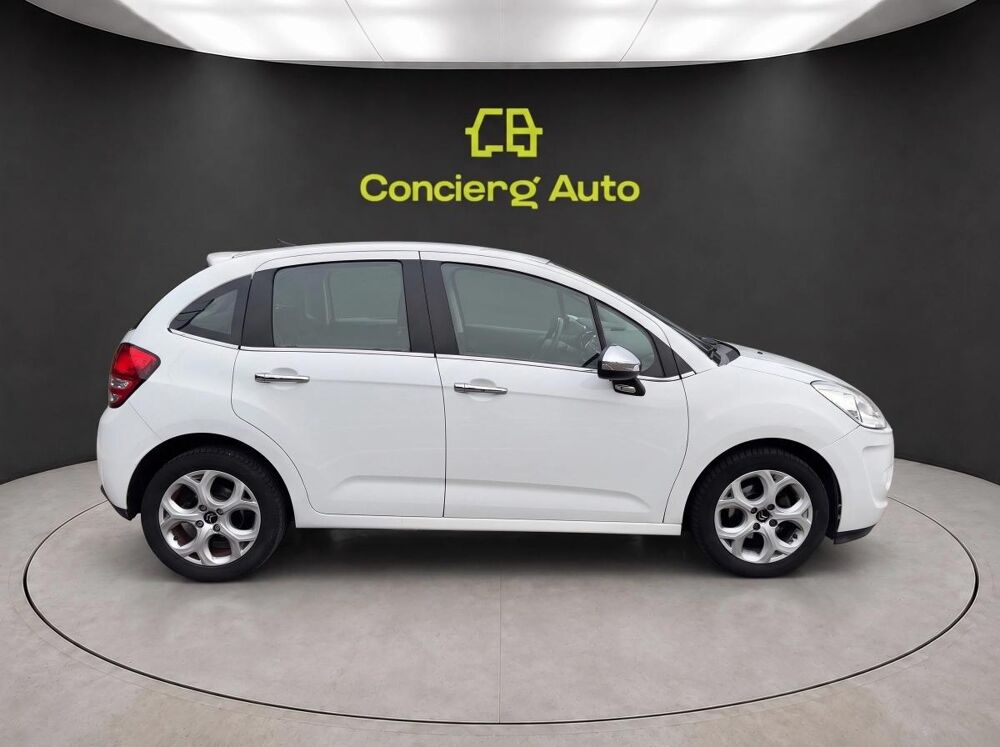 C3 GENERATION-II 1.6 E-HDI 90 CONFORT 2011 occasion 69700 Givors