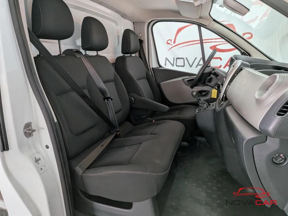 Trafic FOURGON 1.6 DCI 120 1T2 L2H1 GRAND-CONFORT 2019 occasion 31390 Carbonne
