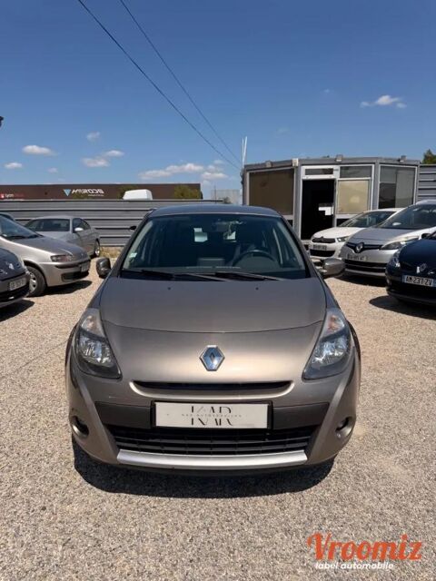 Clio 1.2 TCE 100 DYNAMIQUE TOMTOM 2010 occasion 69230 SAINT PRIEST