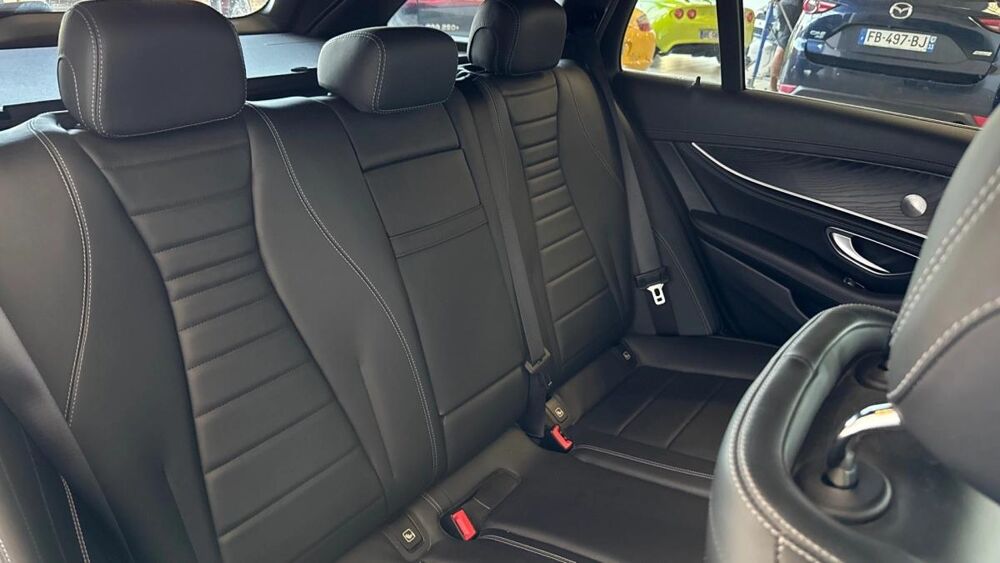 Classe E BREAK 2.0 300 DE 313H 195 PHEV HYBRID 25.4KWH AMG LINE 4MATI 2020 occasion 17600 Saujon