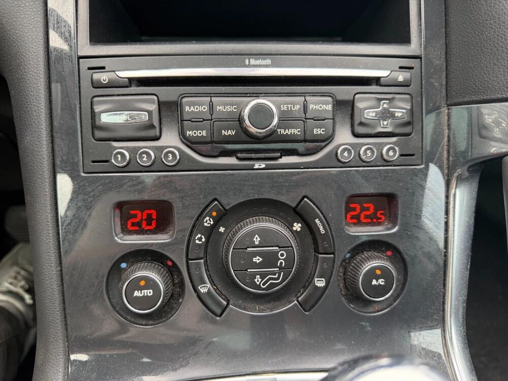 3008 GENERATION-I 1.6 E-HDI 110 ALLURE BMP BVA 2012 occasion 78630 Orgeval
