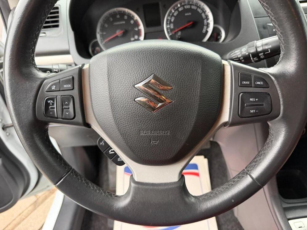 Swift 1.2 VVT 95 GLX BVA 2013 occasion 91200 Athis-Mons