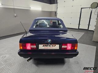 S&eacute;rie 3 CABRIOLET 1.8 318 I 115 WORLD LINE 1993 occasion 93800 EPINAY-SUR-SEINE