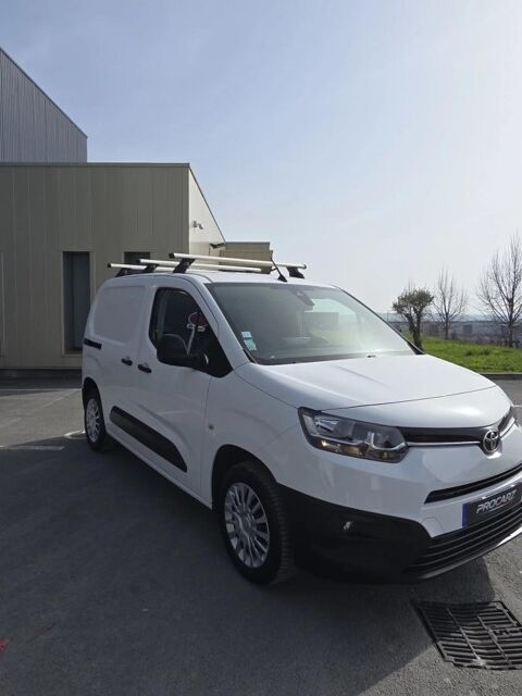 Toyota Proace FOURGON 1.5 D4D 100 MEDIUM L1 BUSINESS 2021 occasion CERNAY-LES-REIMS 51420