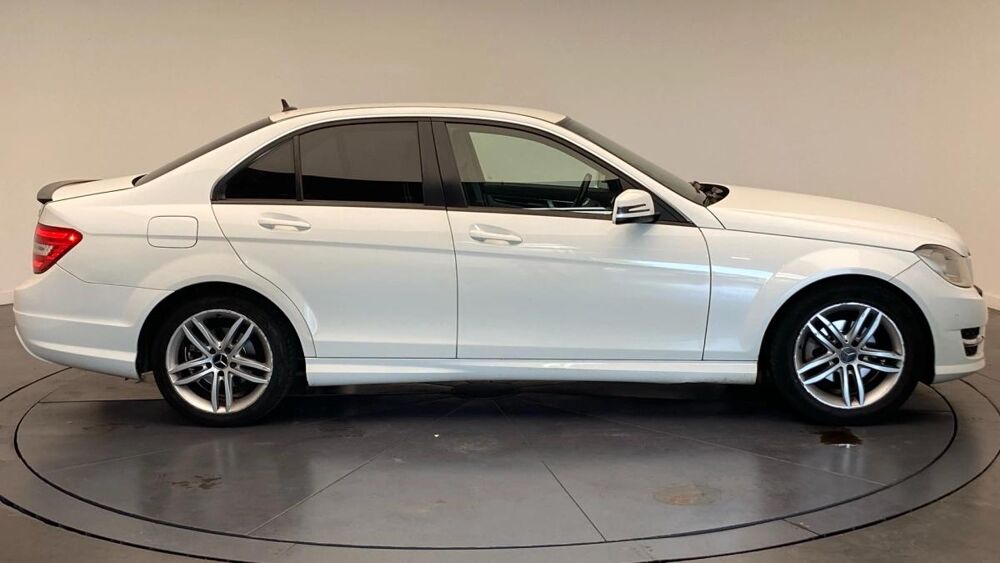 Classe C C200 CDI C 200 CDI BlueEfficiency (204.001) 2013 occasion 59223 Roncq