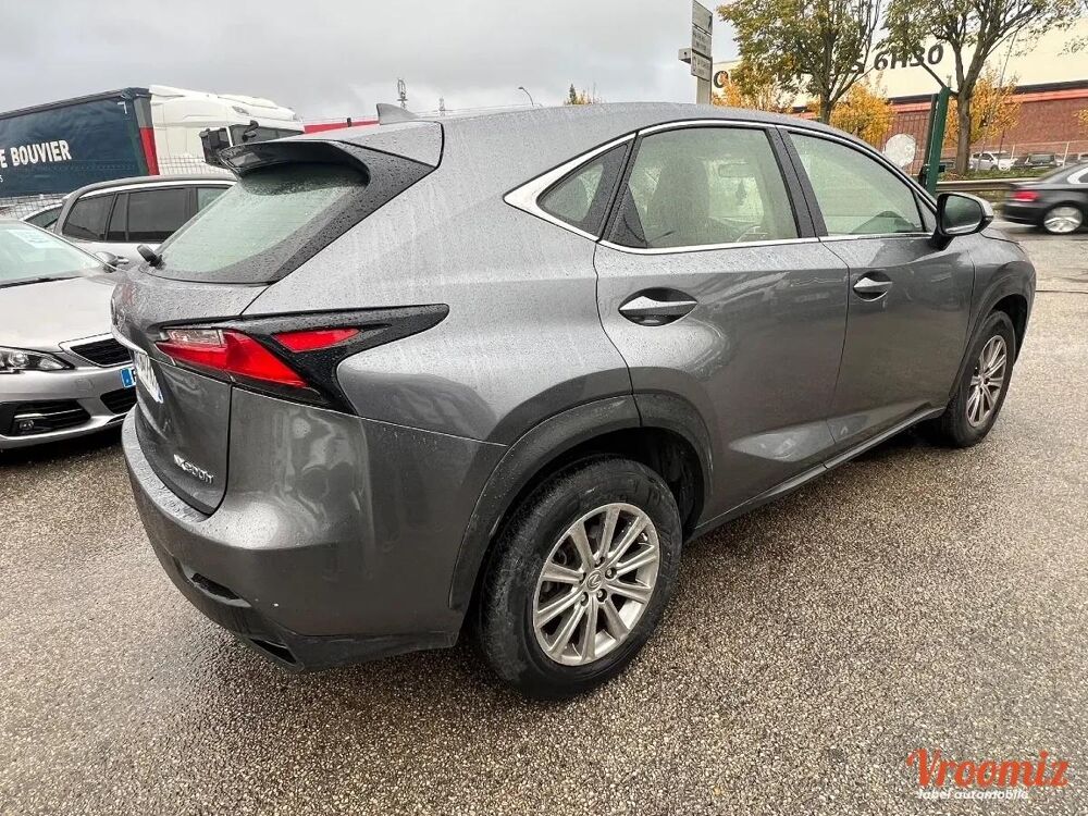 NX (2) 2.5 300H F SPORT EXECUTIVE 4WD AUTO BELLE BVA HYBRIDE 2017 occasion 78310 Coigni&egrave;res