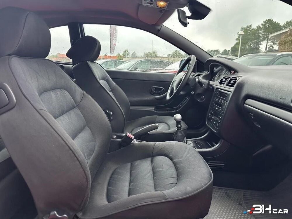406 COUPE 2.0 135 AIRBAGS 2001 occasion 33980 Audenge