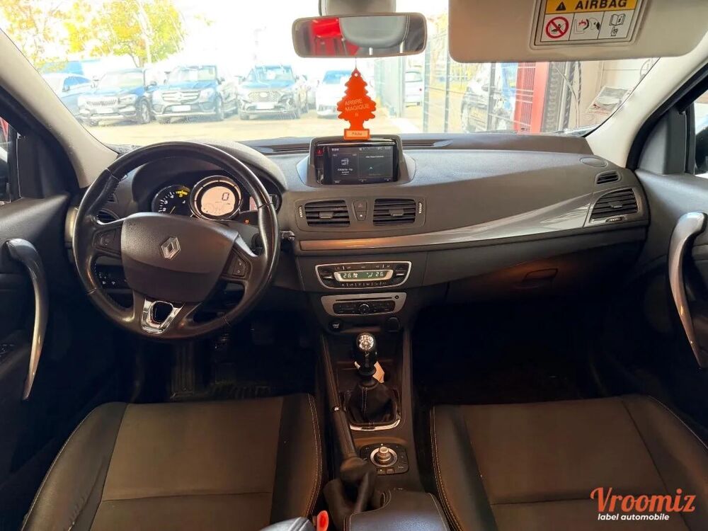 M&eacute;gane 1.5 DCI 95 ENERGY LIFE 2015 occasion 41000 Blois