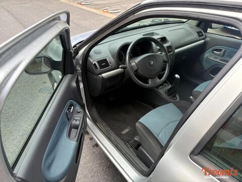 Clio 2007 occasion 95610 &Eacute;ragny