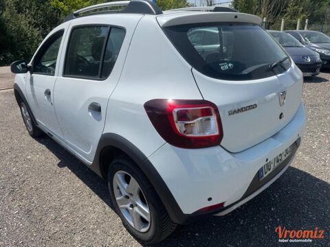 Sandero STEPWAY 1.5 DCI 90 PRESTIGE 2015 occasion 89340 Villeneuve-la-Guyard