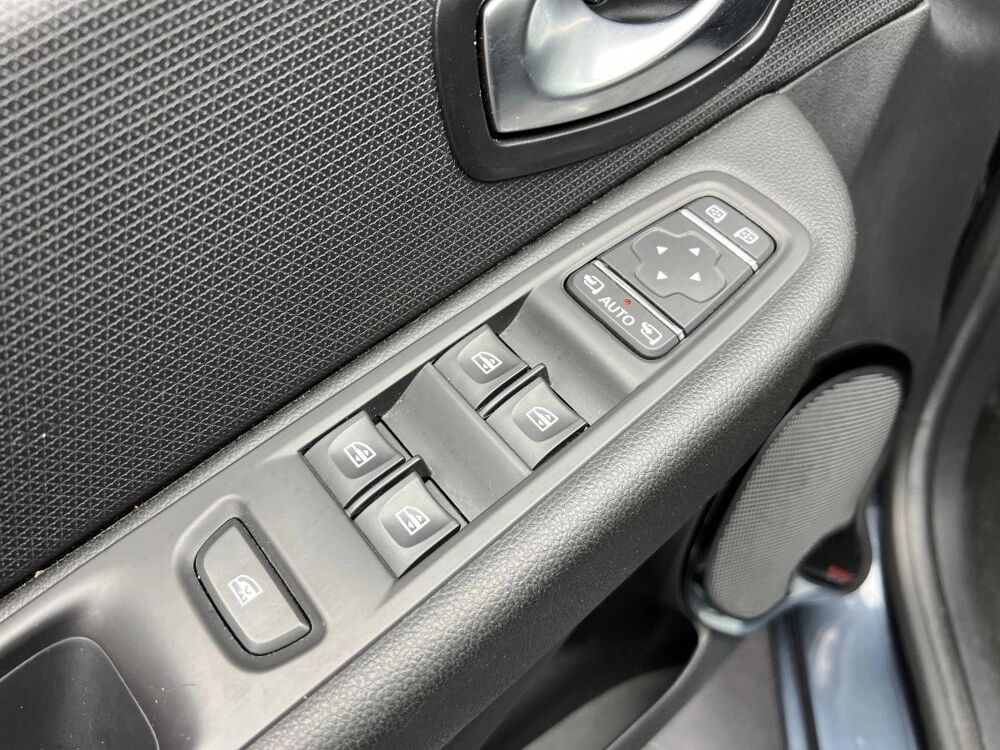 Clio 0.9 TCE 90 INTENS 2018 occasion 59169 F&eacute;rin
