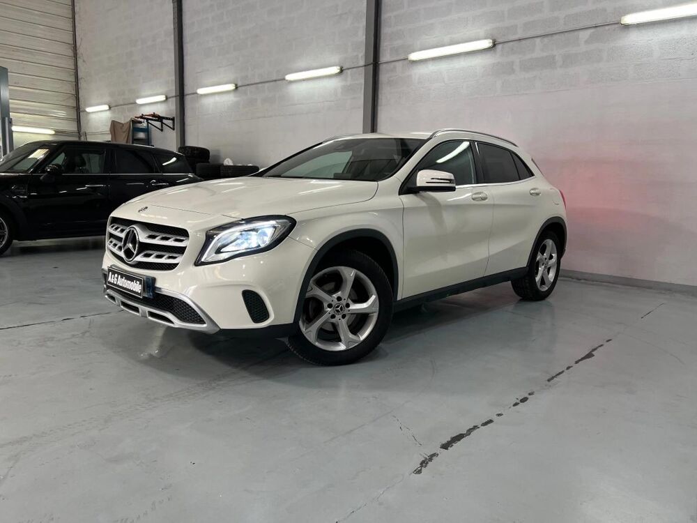 Classe GLA 1.6 180 120 SENSATION 7G-DCT BVA 2017 occasion 69800 SAINT-PRIEST