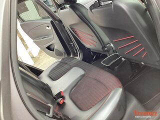 Captur 1.5 DCI STOP&START ENERGY HELLY HANSEN ECO2 2015 occasion 62100 Calais