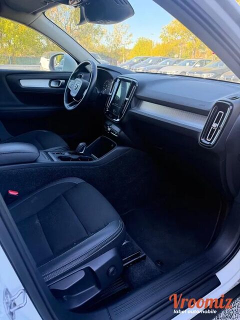 XC40 2.0 D3 150 MOMENTUM 2WD GEARTRONIC BVA 2019 occasion 45560 Saint Denis en Val