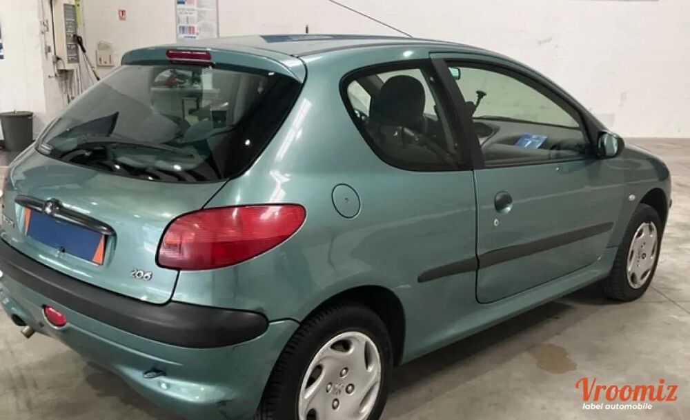 206 1.4 75 XT PREMIUM 2002 occasion 45770 Fleury-les-Aubrais