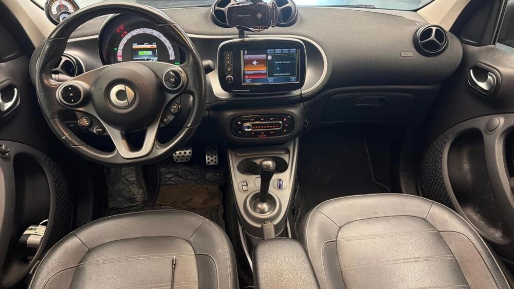 ForFour ELECTRIC electric drive / EQ (453.091) 2018 occasion 59223 Roncq
