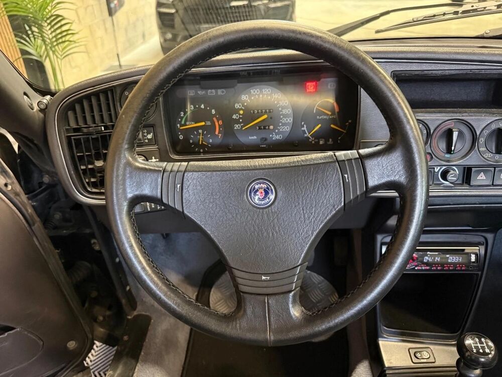 900 2.0 Turbo 16 S 175 ch 1989 occasion 78410 Aubergenville