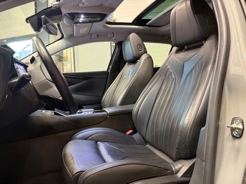 300 1.6 225H 180 PHEV HYBRID 13.2KWH PERFORMANCE LINE PLUS EAT B 2022 occasion 78410 Aubergenville