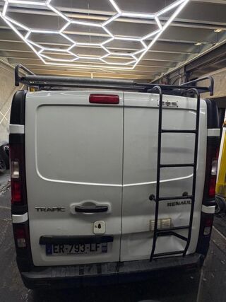 Trafic FOURGON 1.6 DCI 95 1T2 L1H1 GRAND-CONFORT START-STOP 2017 occasion 91250 SAINTRY-SUR-SEINE
