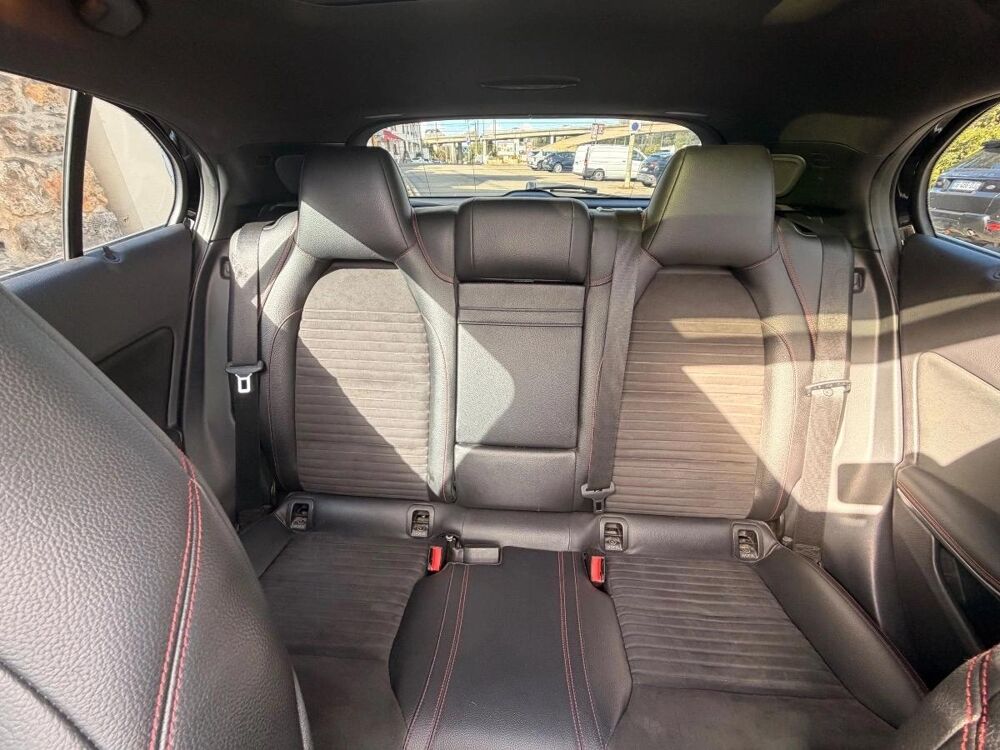 Classe GLA 2.2 220 CDI 170 FASCINATION 4MATIC 7G-DCT BVA 2014 occasion 78570 Andr&eacute;sy