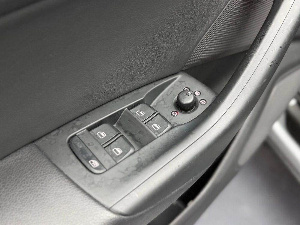 Q3 2.0 TDI 140 AMBITION LUXE 2012 occasion 59169 F&eacute;rin