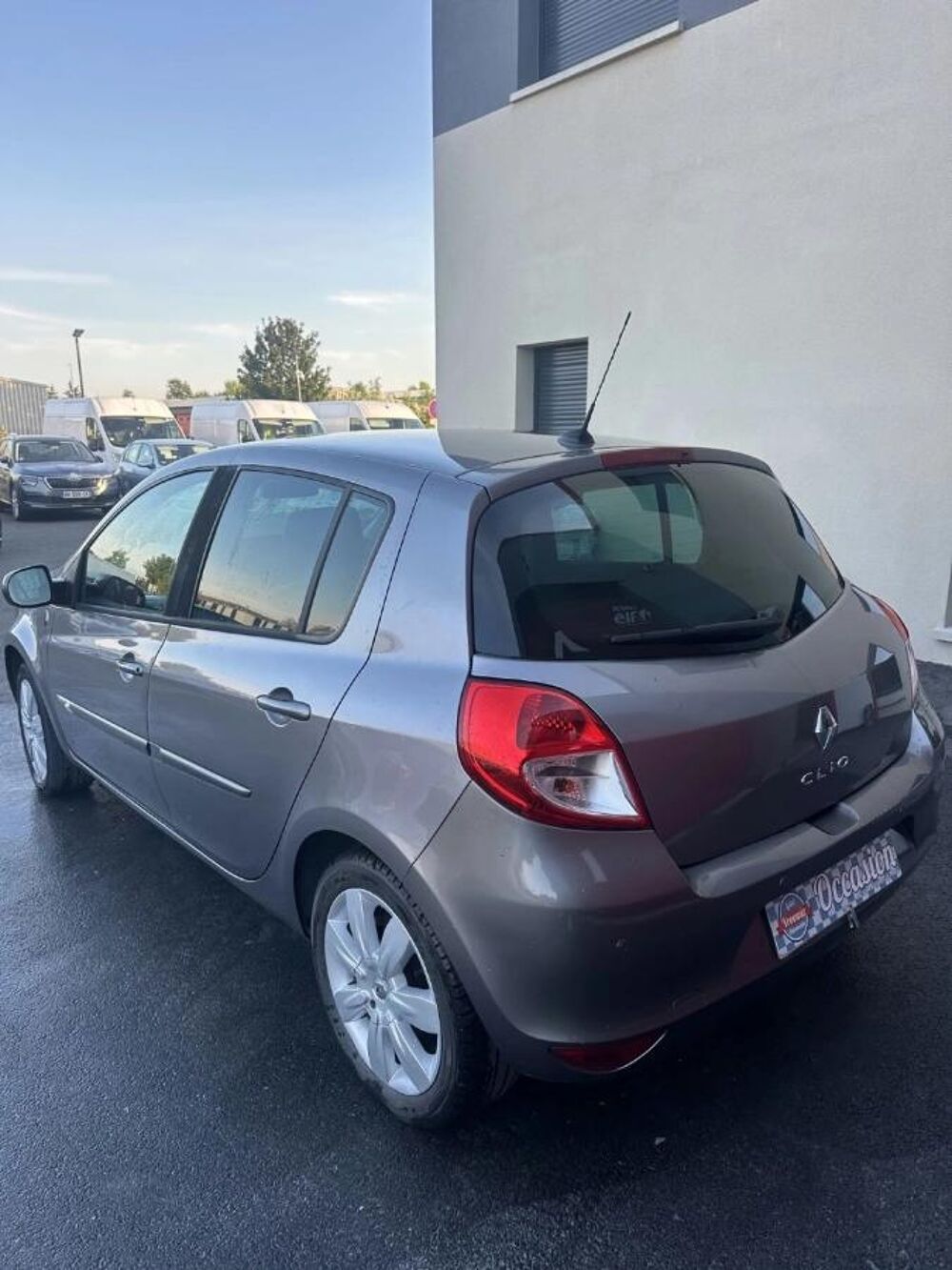 Clio 1.6 110 XV-DE-FRANCE BVA 2011 occasion 45140 ORMES