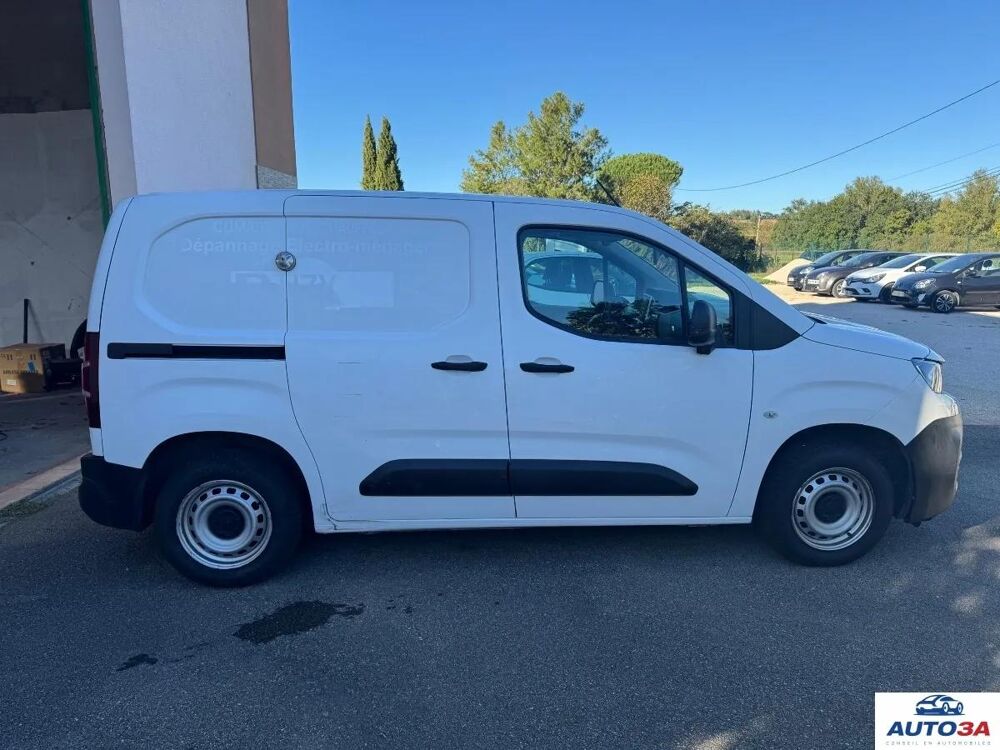 Partner FOURGON 1.6 BLUEHDI 100 1000KG L1 M ASPHALT START-STOP 2019 occasion 31780 Castelginest