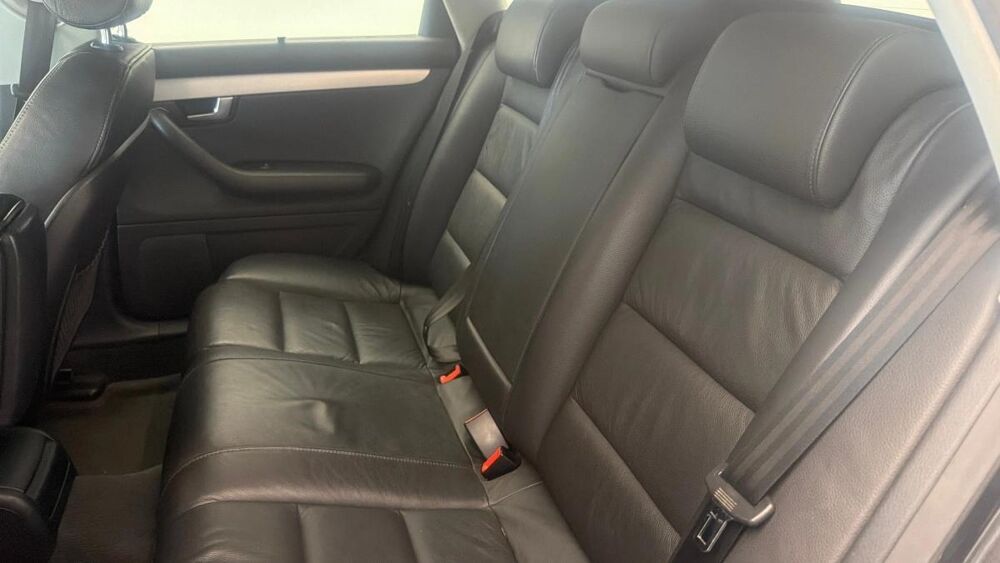 A4 3.0 TDIQ 3.0 TDI Quattro Ambition luxe 232 ch 2007 occasion 59223 Roncq