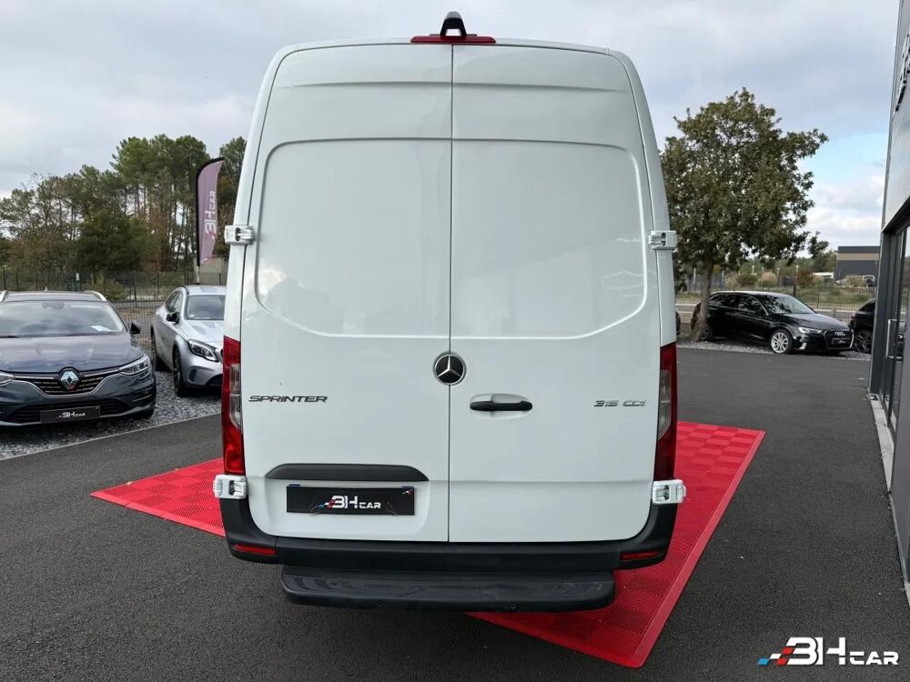 Sprinter FOURGON 2.0 315 CDI 150 3T5 37 FIRST RWD 2023 occasion 33980 Audenge