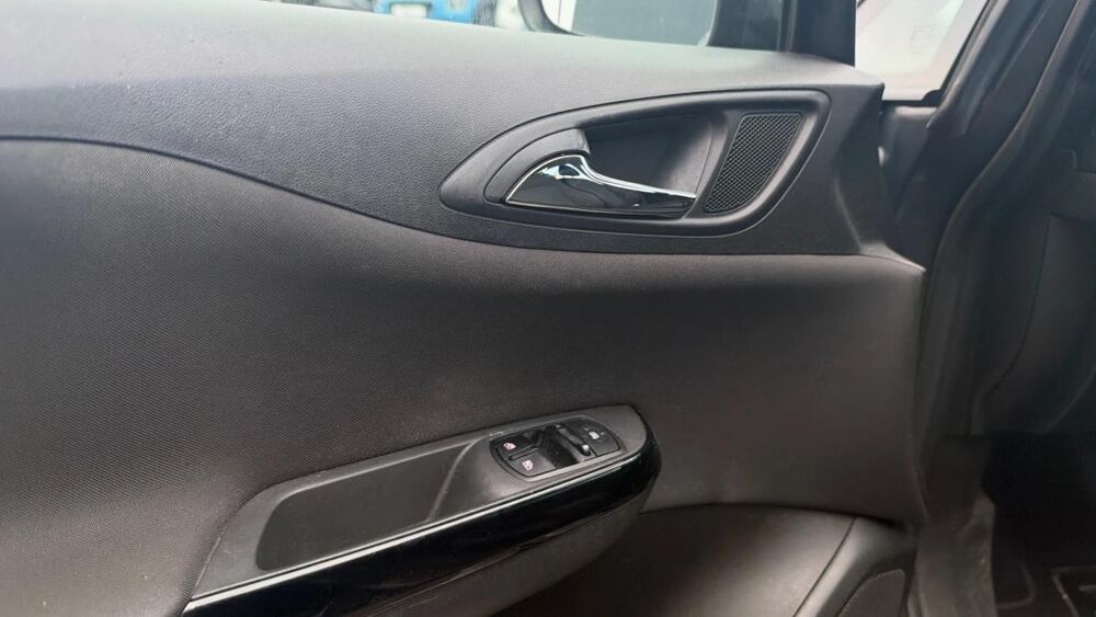 Corsa 1.4 90 Graphite 2015 occasion 60200 Compi&egrave;gne