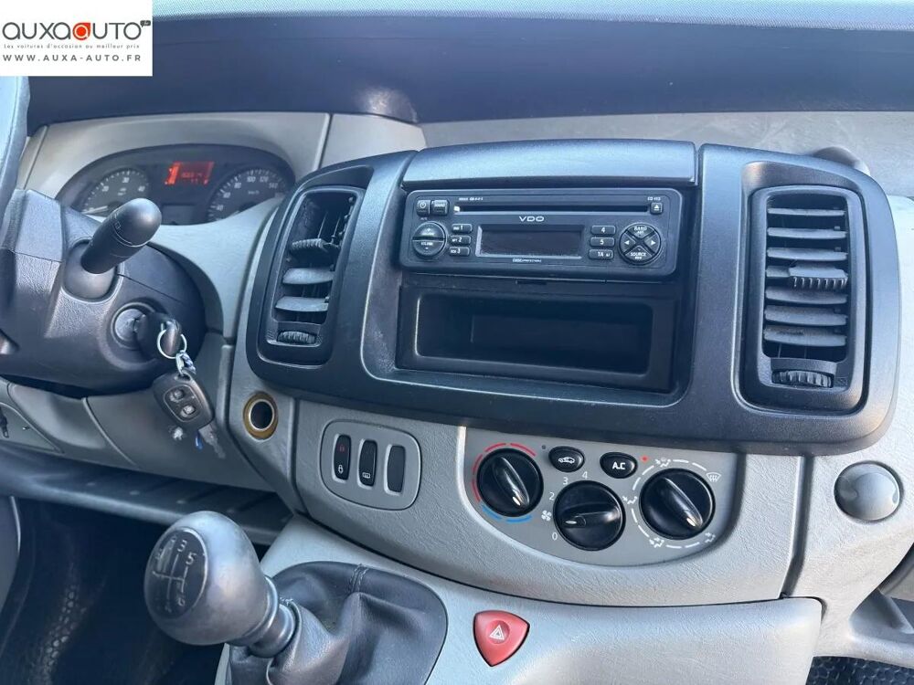 Vivaro FOURGON C1 2.0 CDTI 90 F2700 PACK CLIM 2007 occasion 45140 INGRE