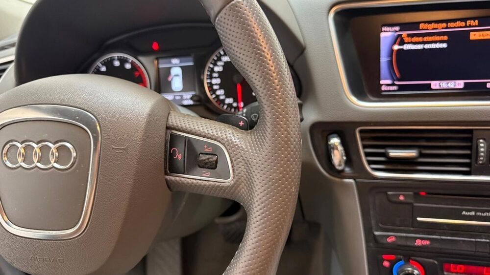 Q5 2.0 TFSI 210 AMBITION LUXE QUATTRO TIPTRONIC 2012 occasion 91380 Chilly-Mazarin