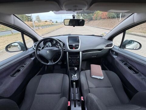 207 1.4 90 PREMIUM 2-TRONIC BVA 2009 occasion 69330 MEYZIEU