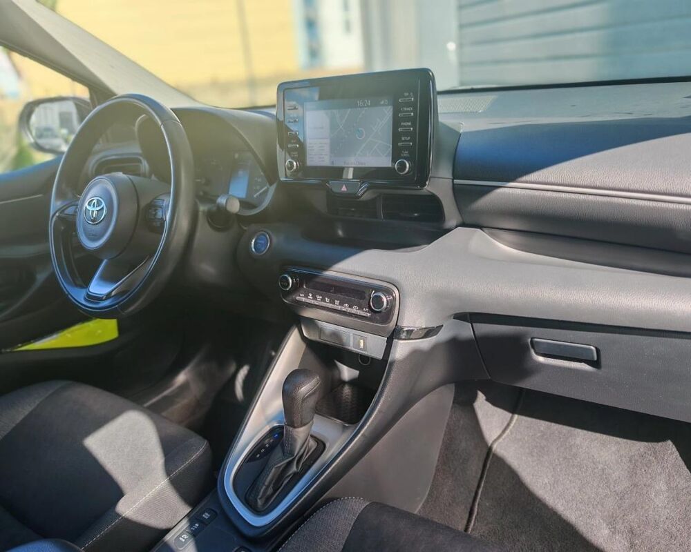 Yaris 1.5 114H 90 HYBRID FULL-HYBRID 0.8KWH DYNAMIC BUSINESS BEYON 2022 occasion 78310 COIGNIERES