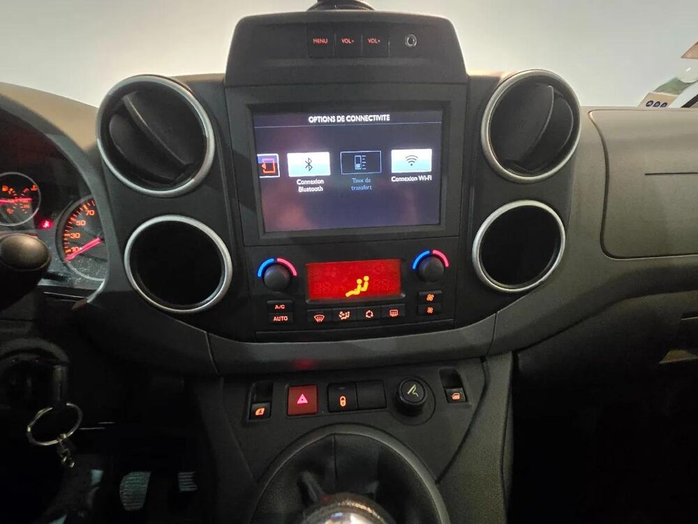 Berlingo (II) MULTISPACE 1.2L 110ch FEEL 2016 occasion 17000 La Rochelle