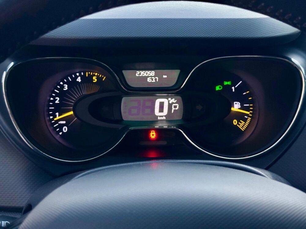 Captur 1,5 DCI 90CV BVA 2015 occasion 91210 Draveil