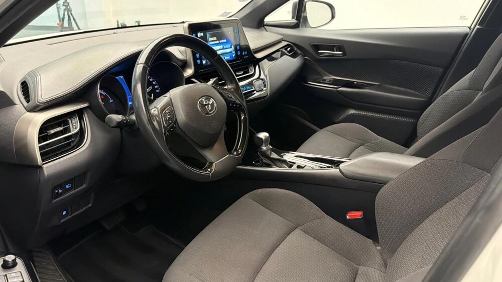 C-HR 1.8 HSD 122H 100 FULL-HYBRID DESIGN RC18 4X2 E-CVT BVA 2019 occasion 59223 Roncq
