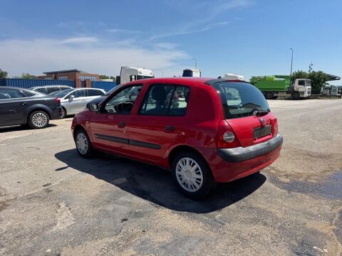 Clio 1.2 75 AUTHENTIQUE 2004 occasion 01360 Loyettes