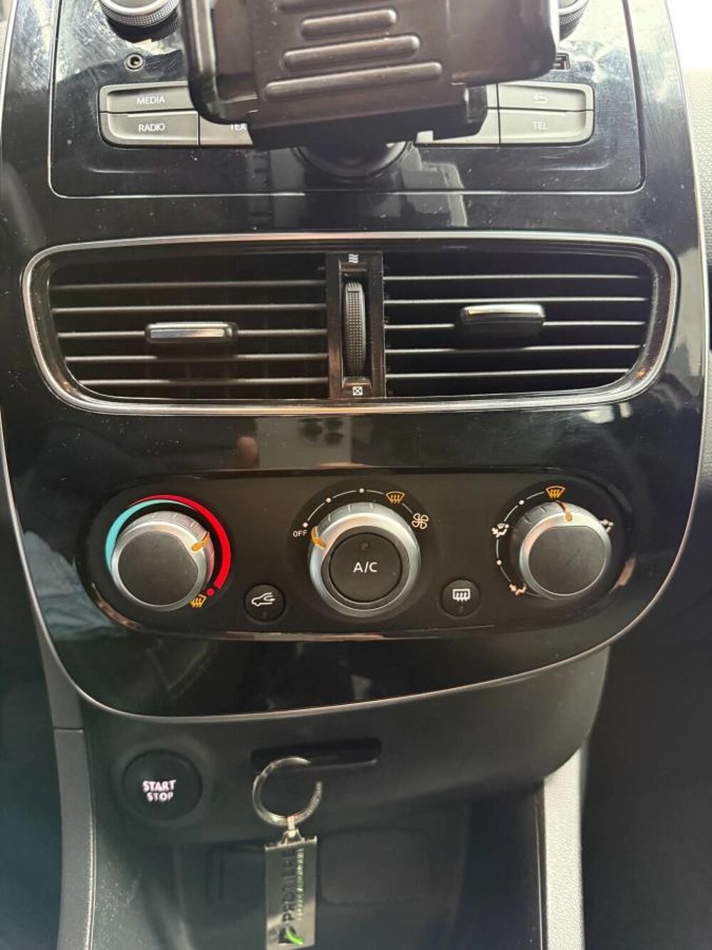 Clio 1.2 75 TREND 2017 occasion 43000 Le Puy-en-Velay