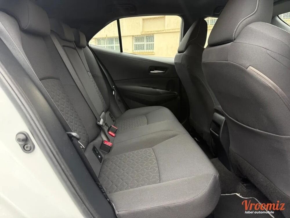 Corolla 1.8 122H 100 HYBRID FULL-HYBRID DYNAMIC BUSINESS BVA 2019 occasion 37510 Ballan-Mir&eacute;
