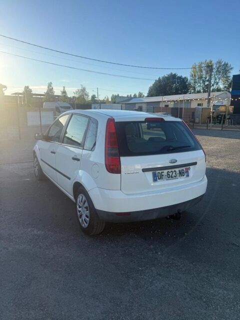 Fiesta 1.3 70 AMBIENTE 2002 occasion 09210 LEZAT SUR LEZE