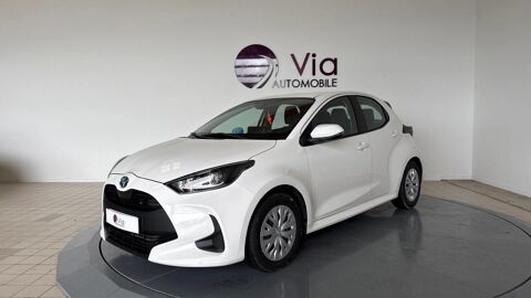 Annonce voiture Toyota Yaris 15990 €